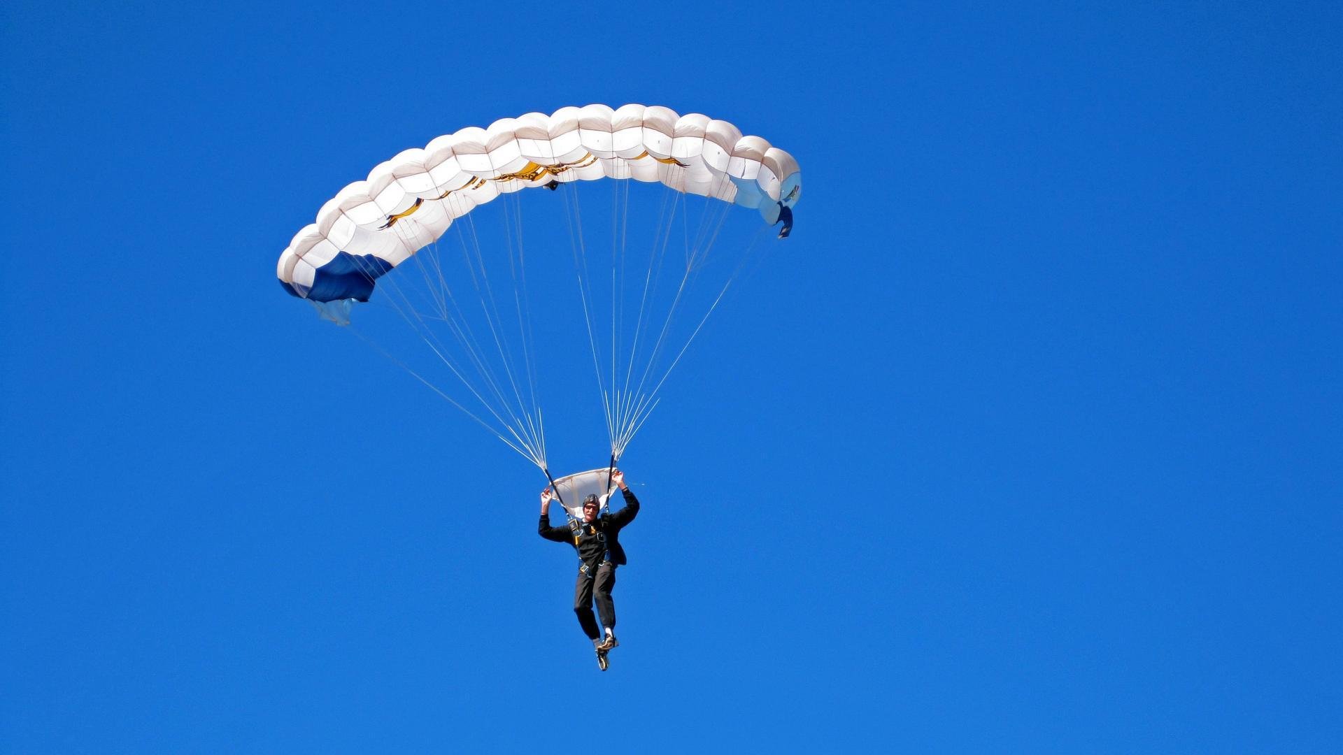 _全民登山挑战:攀登自然的最高峰_,山峰攀登难度排行